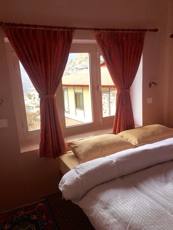 Hotel Khangri Namche Exteriör bild